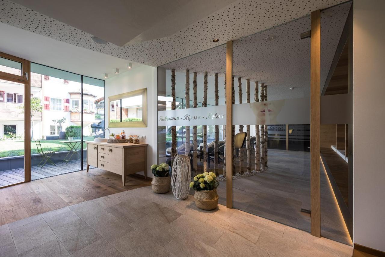Boutique Hotel Zum Rosenbaum Nalles Exterior photo